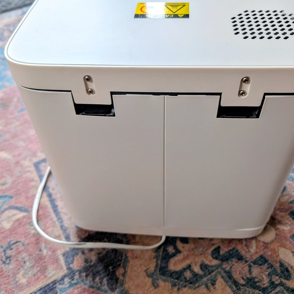 White Multi-Function Kitchen Appliance - Picture 4 of 6